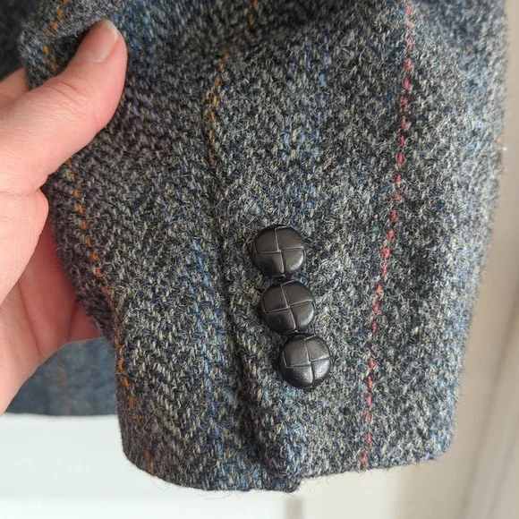 Harris Tweed Jacket - Picture 10 of 13